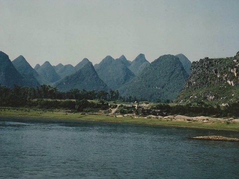 Limestone peaks near Guilin