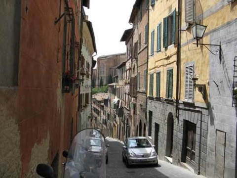 Narrow streets in Siena